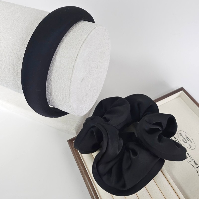 [곱창밴드+머리띠] 다프네 새틴 실크 빅 대왕 풍성한 곱창밴드 곱창끈 곱창머리끈 스크런치 머리끈 볼륨 귀안아픈 머리띠 헤어밴드 13,500원