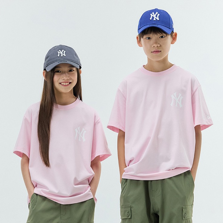 뉴에라 아동용 MLB 스몰 로고 반팔 티셔츠 27,000원