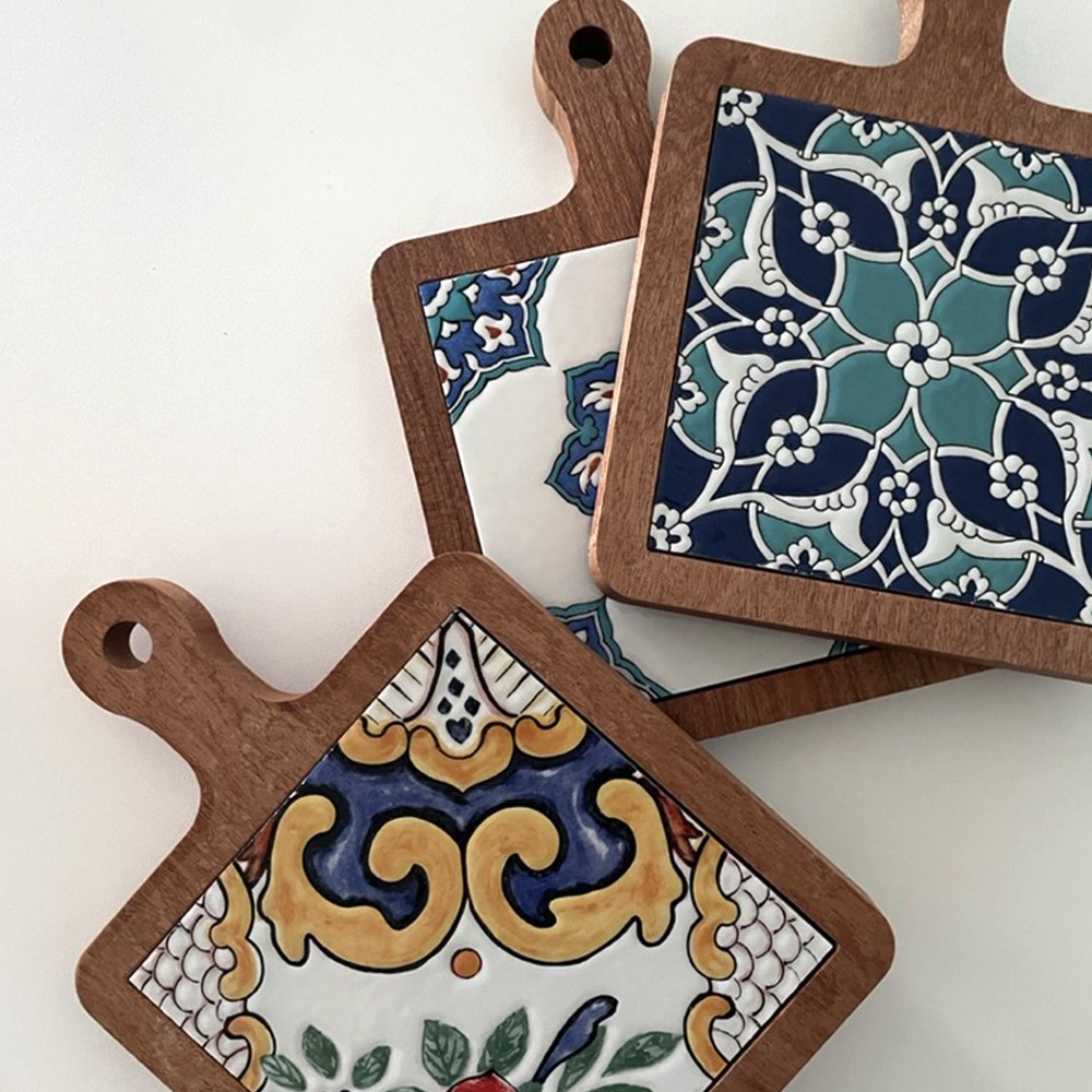 이방가치 타일 냄비 받침 북유럽 캠핑 나무 손잡이 뚝배기 받침대 18cm, 1개, 우메아 20,150원