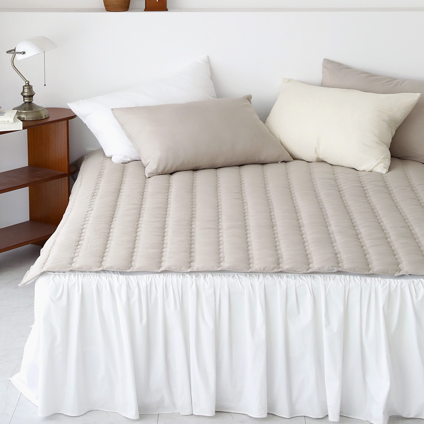 베이직톤 국내산 모달100 한사이즈 큰 밴드 고정형 침대패드, 토프베이지 84,900원