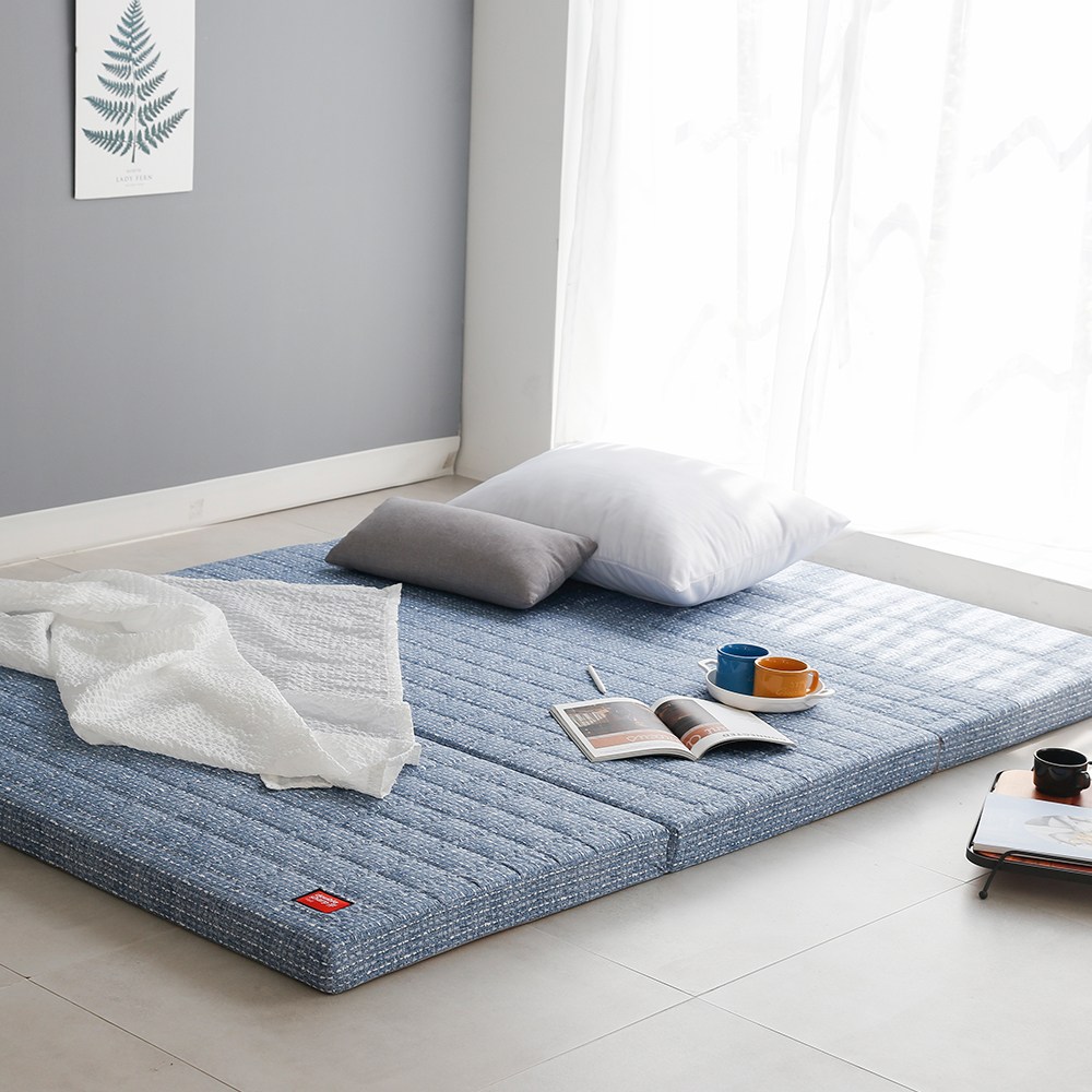 더블샵 순수100 3단 접이식 메모리폼 매트리스, 패턴누빔 모던블루 200,000원