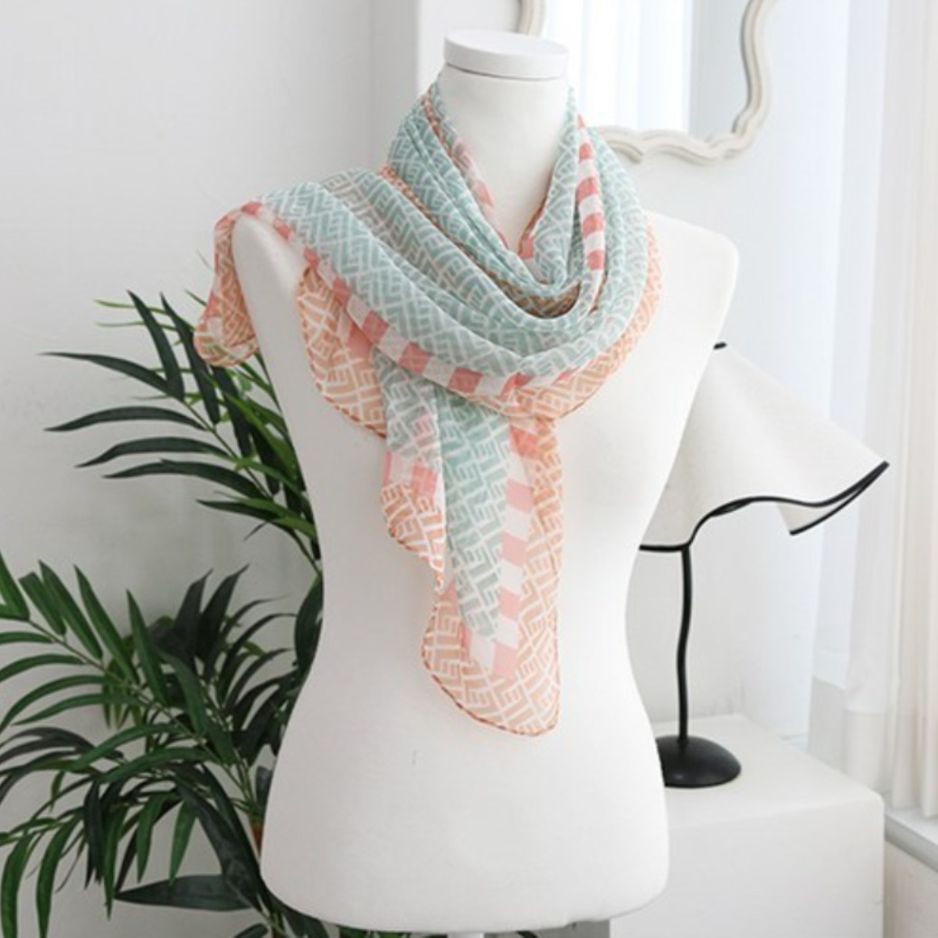 (1+1) 여성 봄 가을 쉬폰 롱 스카프 소프트 머플러 간절기 패션 12,900원