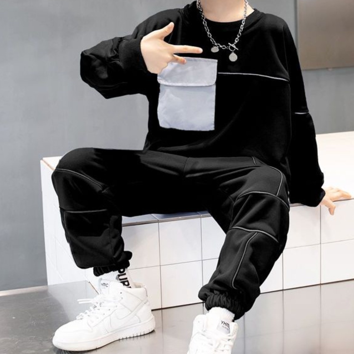 해피유통아동 스포츠 스타일 블루 긴팔 티셔츠와 트레이닝 팬츠 세트14세 이상 XG03 42,880원