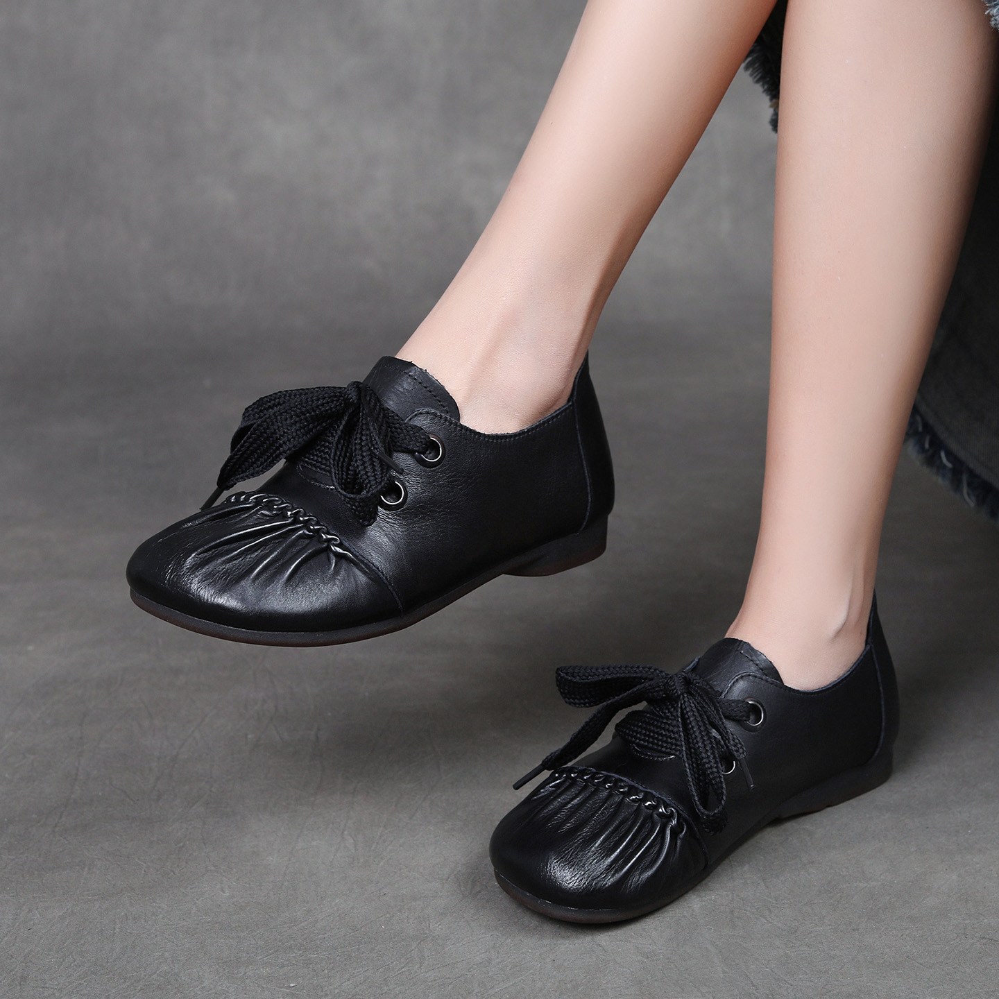 천연가죽 편한 엄마 로퍼 여자단화 초경량 푹신한 통굽 수제화 사계절/복고 굽이 낮다 46,850원