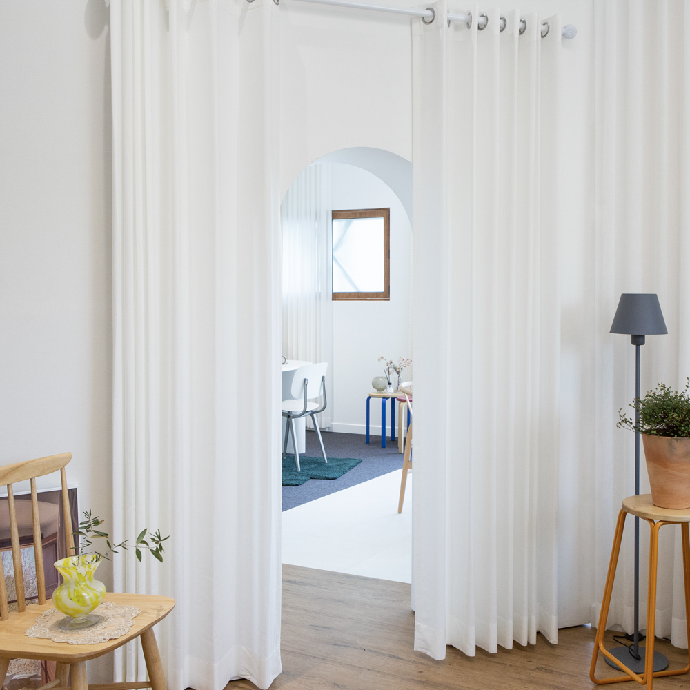 nuguna 프라이빗 도톰 쉬폰 아일렛 형상기억 커튼 2p 39,420원