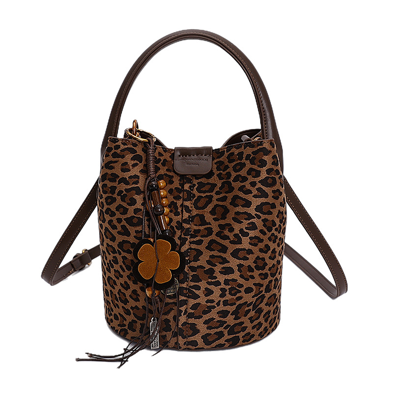 햇빛에이치 여성 데일리 스웨이드 버킷백 겸 숄더백 크로스백 22,800원