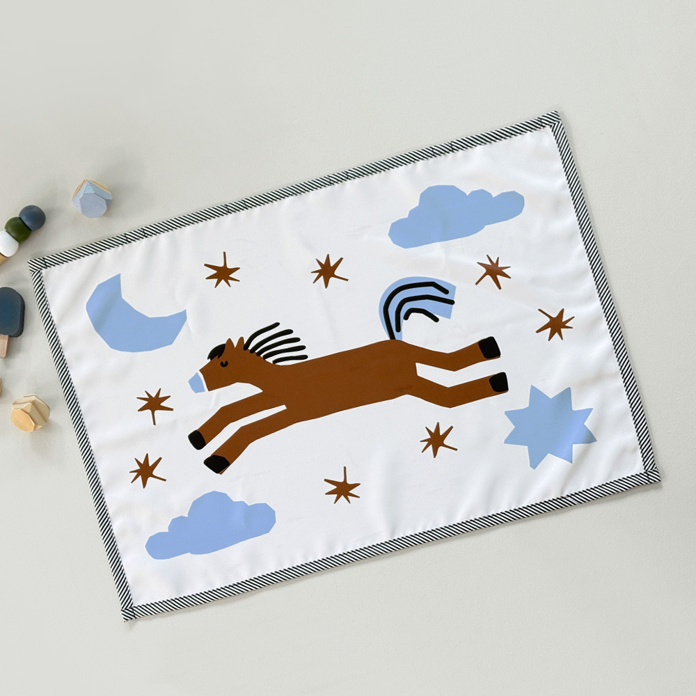 프랑브아즈 포니문 차량용 자석 햇빛가리개 커튼 33,060원