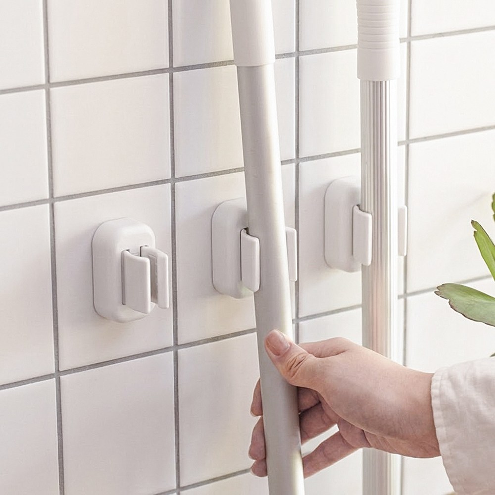 유얼홈 무타공 청소도구 걸이 욕실 화장실 밀대 거치대 봉 스틱 홀더 7,900원