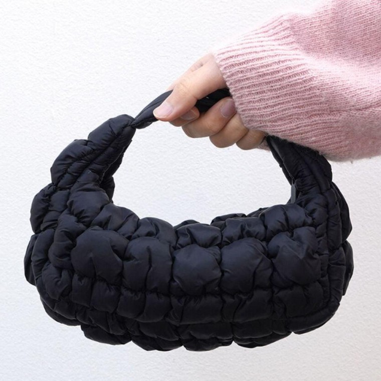 구름 퀄팅 휴대용 스냅 파우치 1P 손잡이 화장품 필통 메이크업 가방 34,250원