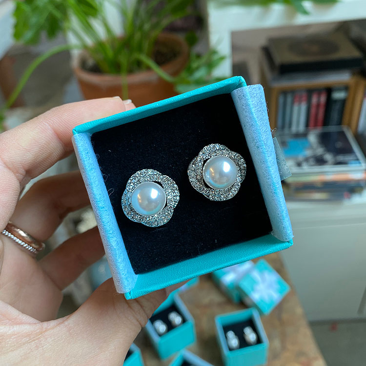 차렌시아 혼주 귀걸이 한복에 어울리는 진주 귀찌 16,500원