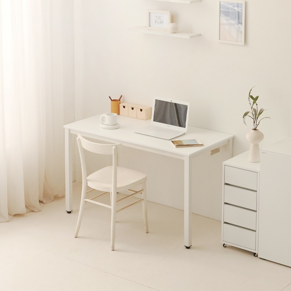 치코 1200x700 철제책상, 화이트(KMF204W0C) 72,450원
