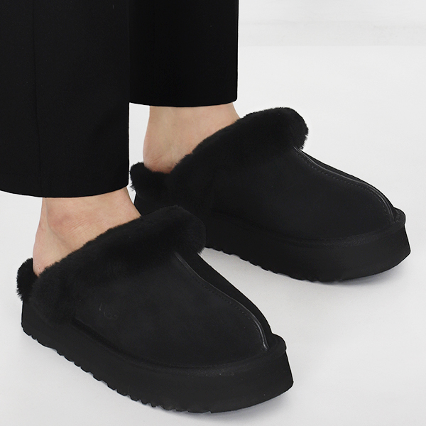 어그 UGG 디스케트 여성 양털 슬리퍼 겨울 슬리퍼 156,000원