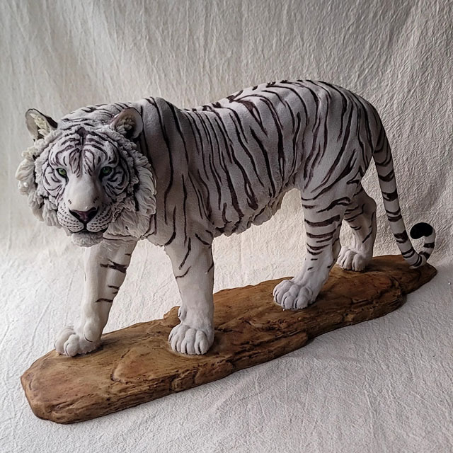 아네샵 큰 대호 백호 호랑이 장식품 신년 호랑이 조각상 장식 소품 거실 장식장 인테리어 소품 200,000원