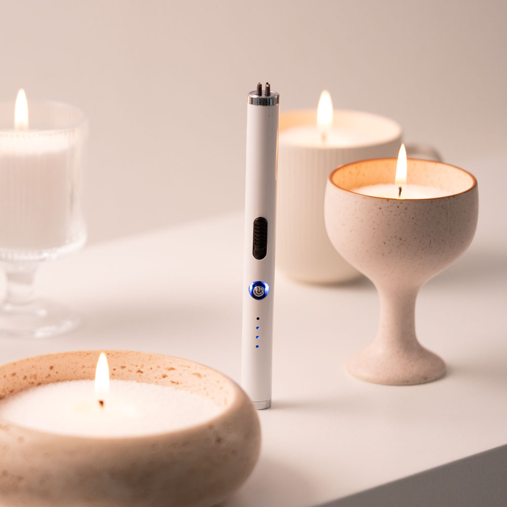 디루쏘 KC인증 USB 충전식 감성 캔들라이터 야외 캠핑용, 화이트, 1개 16,800원