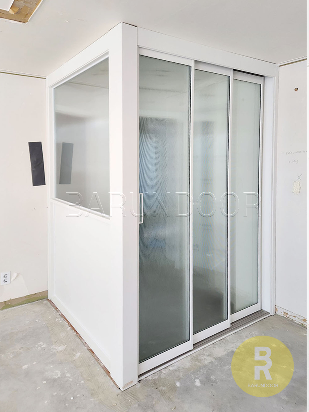 68번 ㄱ자중문 파티션 초슬림3연동 화이트 플루트강화유리 // 현관중문,시공비포함,소음차단,반려견안전,맞춤제작,아파트빌라중문 1,129,000원