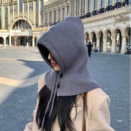 꿈꾸는아재 남여공용 바라클라바 니트 후드워머 방한모자 3,980원