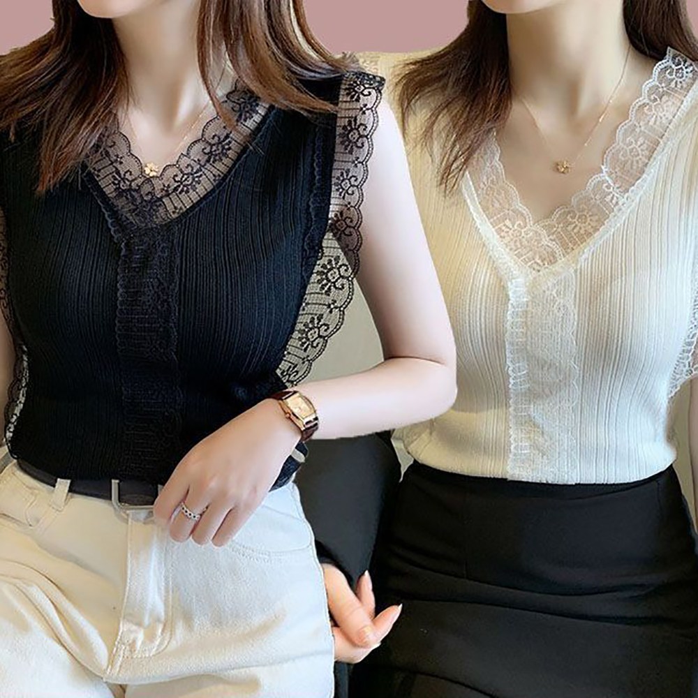 로르카  1+1 (2종세트) 여성 브이넥 레이스 프릴 골지 슬림핏 레이어드 캐주얼 데일리 나시 U02031722 12,600원