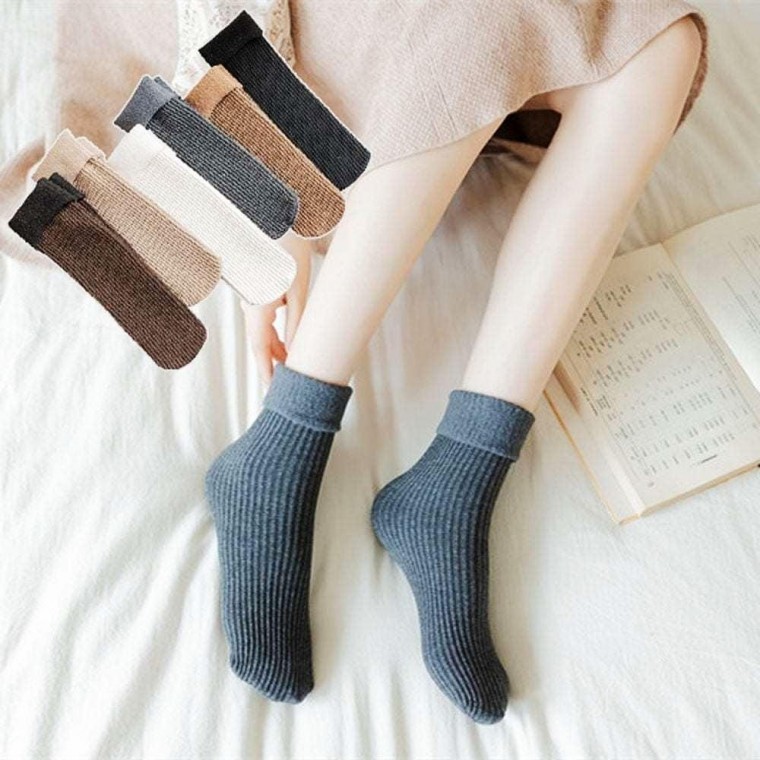 WithU_6P 기모 중목 set 양말 여성 패션 겨울양말 여성겨울양말 두툼 여성 코디 중목 겨울 패션 양말 여자 54,850원