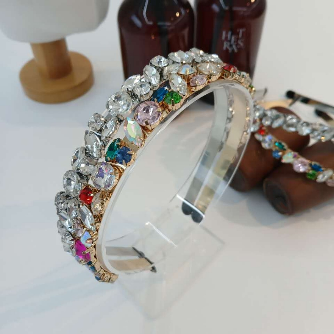 꽃핀샵 예쁜 블링퀸 빅사이즈 리얼화사 크리스탈 화려한 반짝이 메탈 여성헤어밴드 18,800원