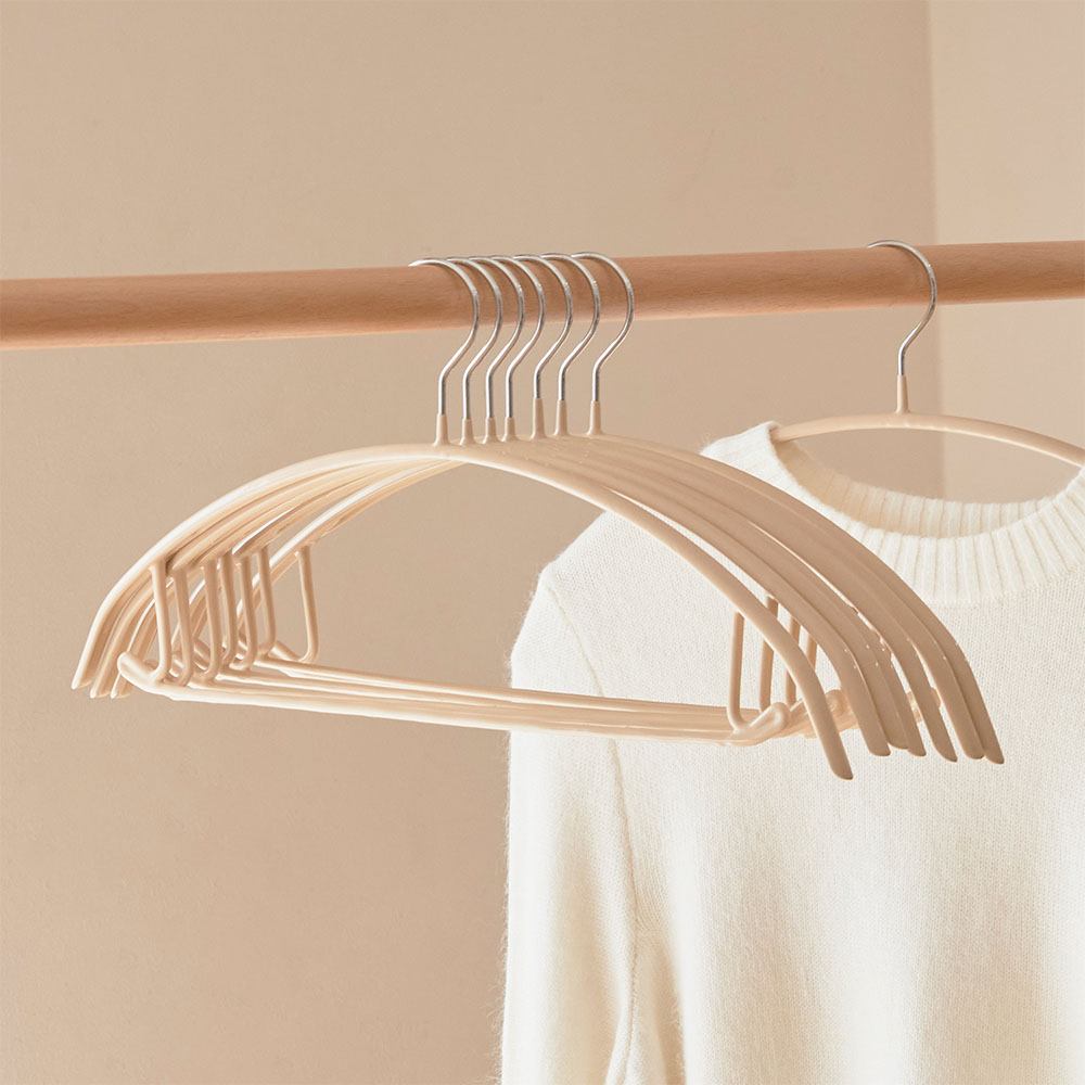 진심감성 어깨뿔방지 논슬립 옷걸이 26,910원