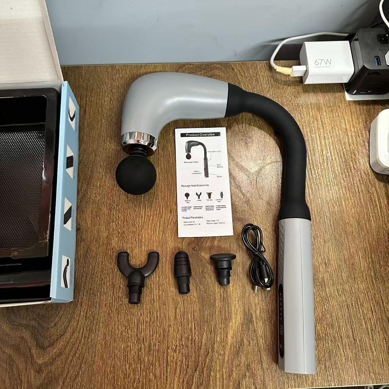 진동 핸디 마사지건 강력 진동 갈고리형 휴대용 무선 안마기, 그레이, 무선1200mAh-LCD 모델 25,900원