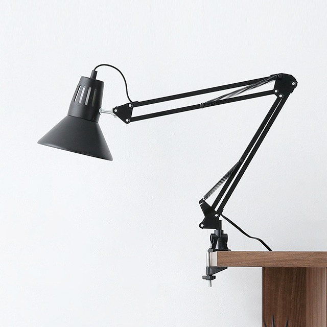 [E26색상랜덤전구선물]마켓비 TEMPAT 워크/클램프램프 E26 KS2042T/01 블랙 7315.7297 당일발송 15584 24,900원