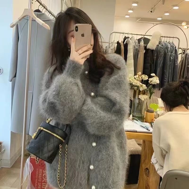 해피유통 겨울 여성 루즈핏 앙고라 니트 가디건 16,800원