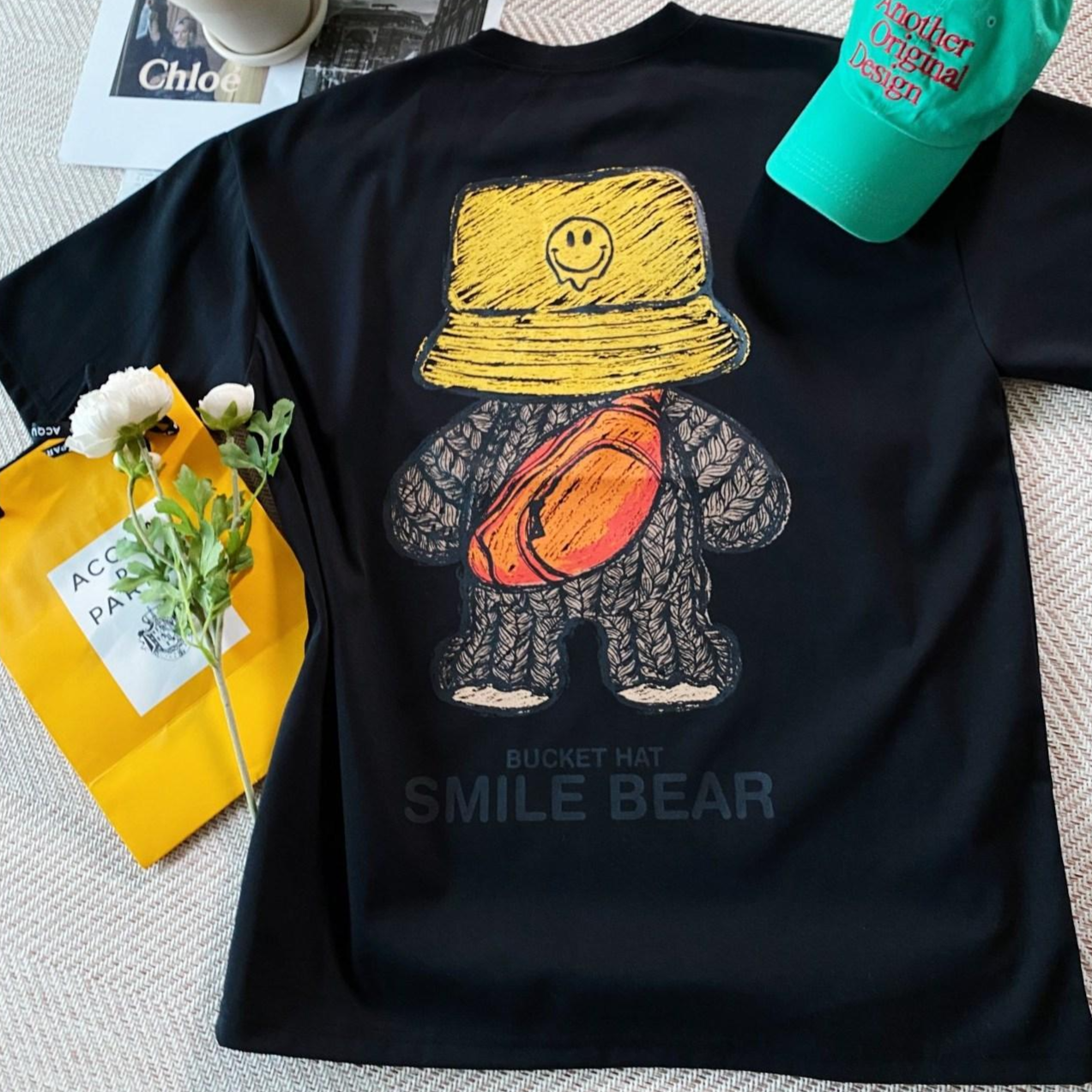 룩샵 남자 곰돌이 버킷 백프린팅 오버핏 아이스 분또 반팔 티셔츠 29,230원