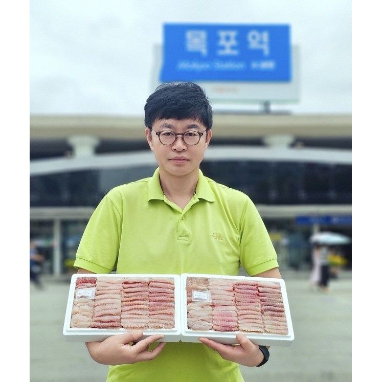 목포홍어협동조합 국내산 홍어 1K 구매시 홍어무침+애+탕거리+껍질묵+홍탁 증정 14,000원