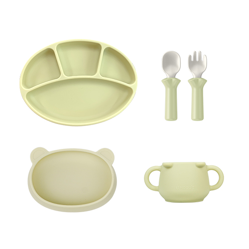 블루마마 실리콘 스푼 + 포크 + 스푼포크 케이스 + 흡착식판 + 곰돌이컵 + 곰플레이트 올인원 세트 69,750원