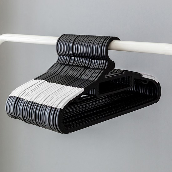 아임홈리빙 베이직 튼튼 논슬립 옷걸이 13,180원