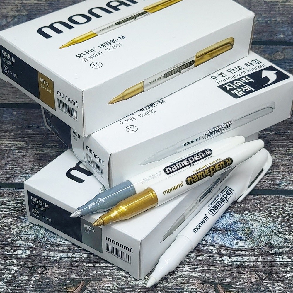 모나미 어두운 표면에 사용하는 1.7mm 굵은글씨용 유성_수성마카_데코 네임펜 1다스(12자루) 17,940원