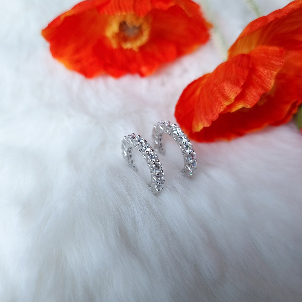 브리예, 실버925 모이사나이트 1부 데일리 연말 모임 화려한 링 귀걸이 213,000원