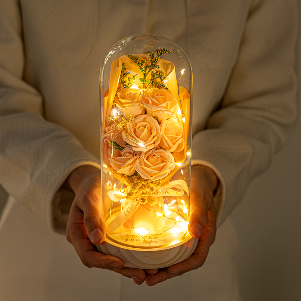 마음담은집 "영생화" 시들지 않는 유리돔 무드등 꽃다발, 코랄 피치 18,500원