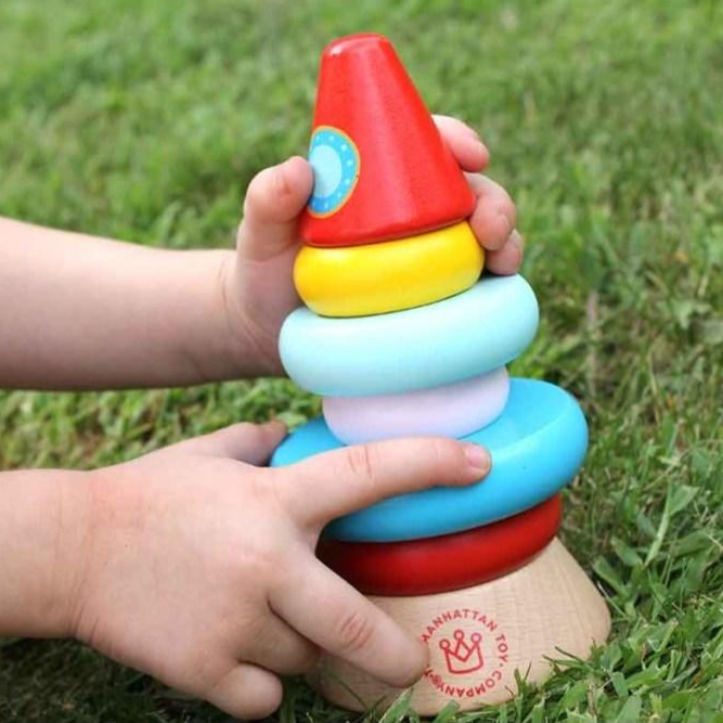 [맨하탄토이] 우드 로켓 자석 블럭 7P 성취감 고취 Manhattan Toy Magnetic Wood Stacker Rocket for Baby and Toddler 40,000원