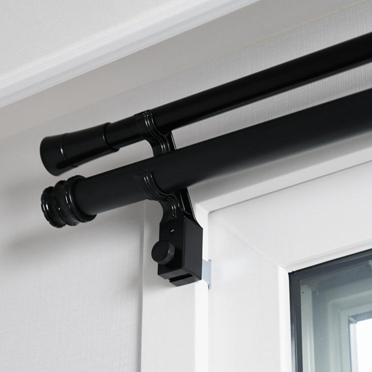 생활백서 못 없이 설치하는 안뚫어고리 커튼봉용 10 x 14 cm 7,730원