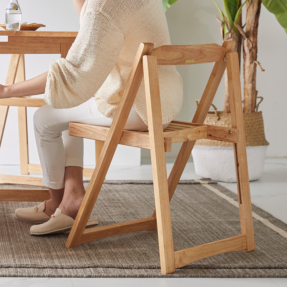 까르엠가구 오브유 접이식 고무나무 원목 식탁의자, 1개 45,150원