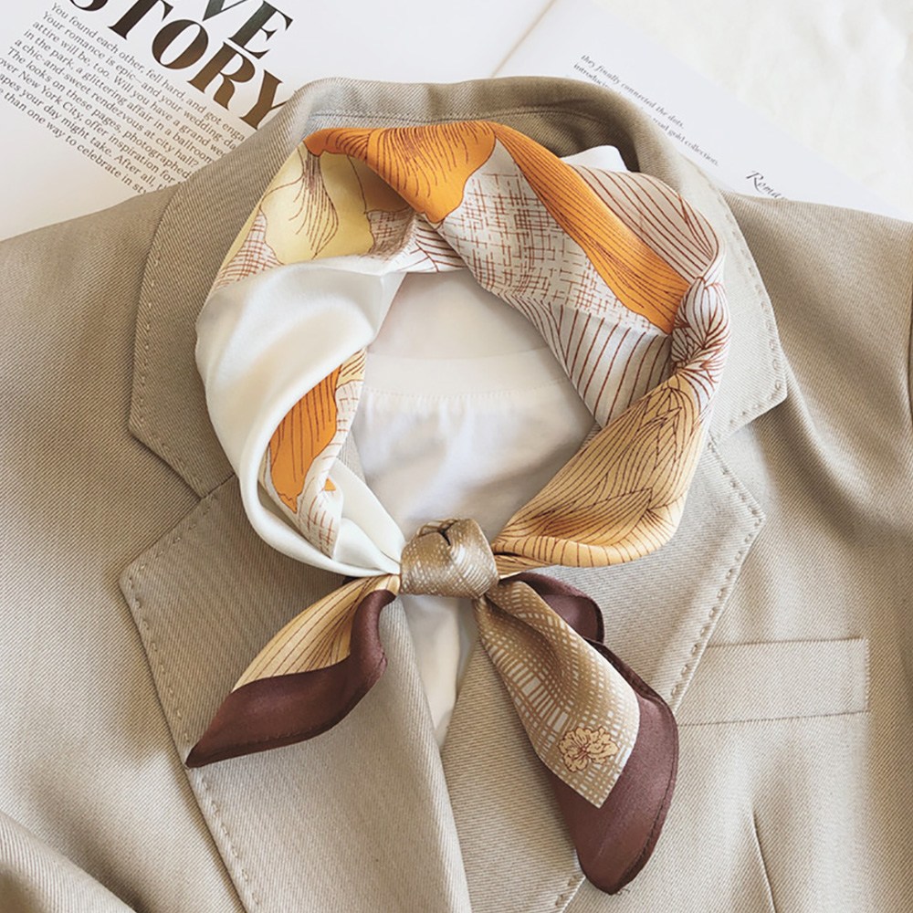 고릴랄라 여성 실크 스카프 100 정사각 53cm 쁘띠 스카프 CNS010 플로렌스 19,900원