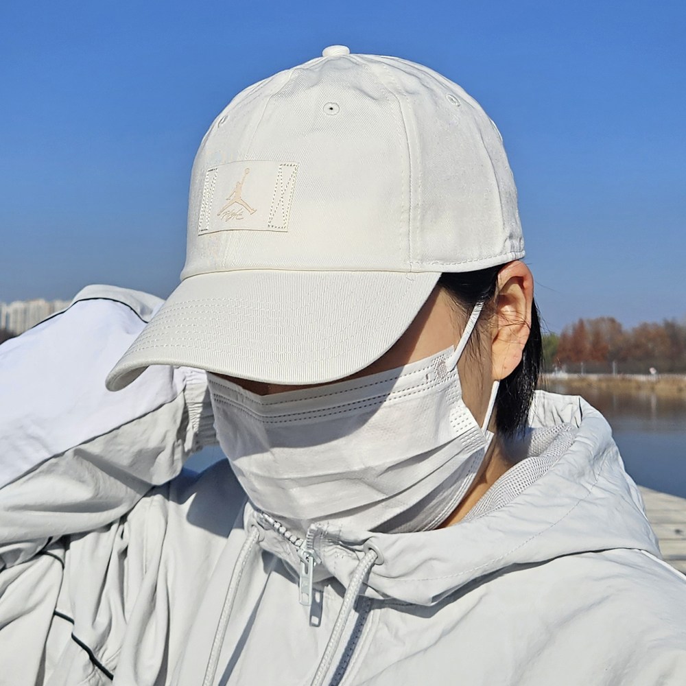 나이키 조던 모자 볼캡 남녀공용 커플 캡 34,800원