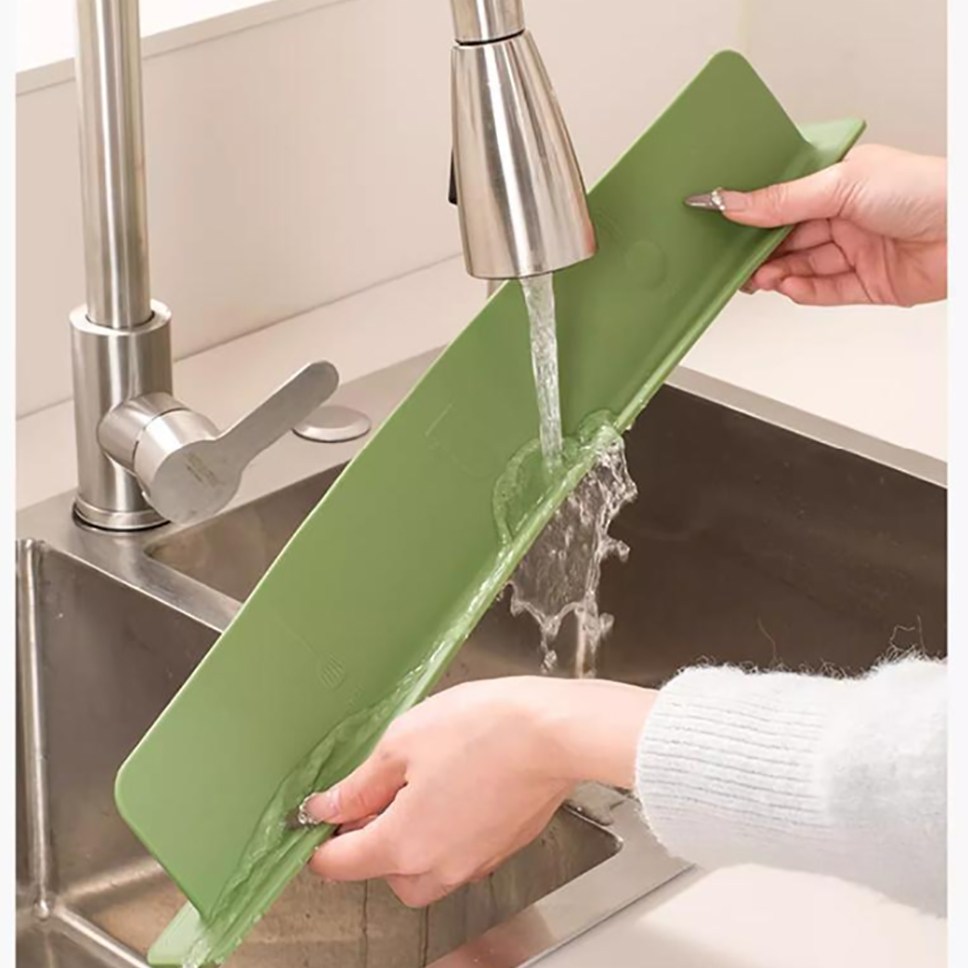 샐번홈 주방 싱크대 실리콘 물받이 물튐방지 가드 물막이 2개세트, 2개, 그린 6,800원