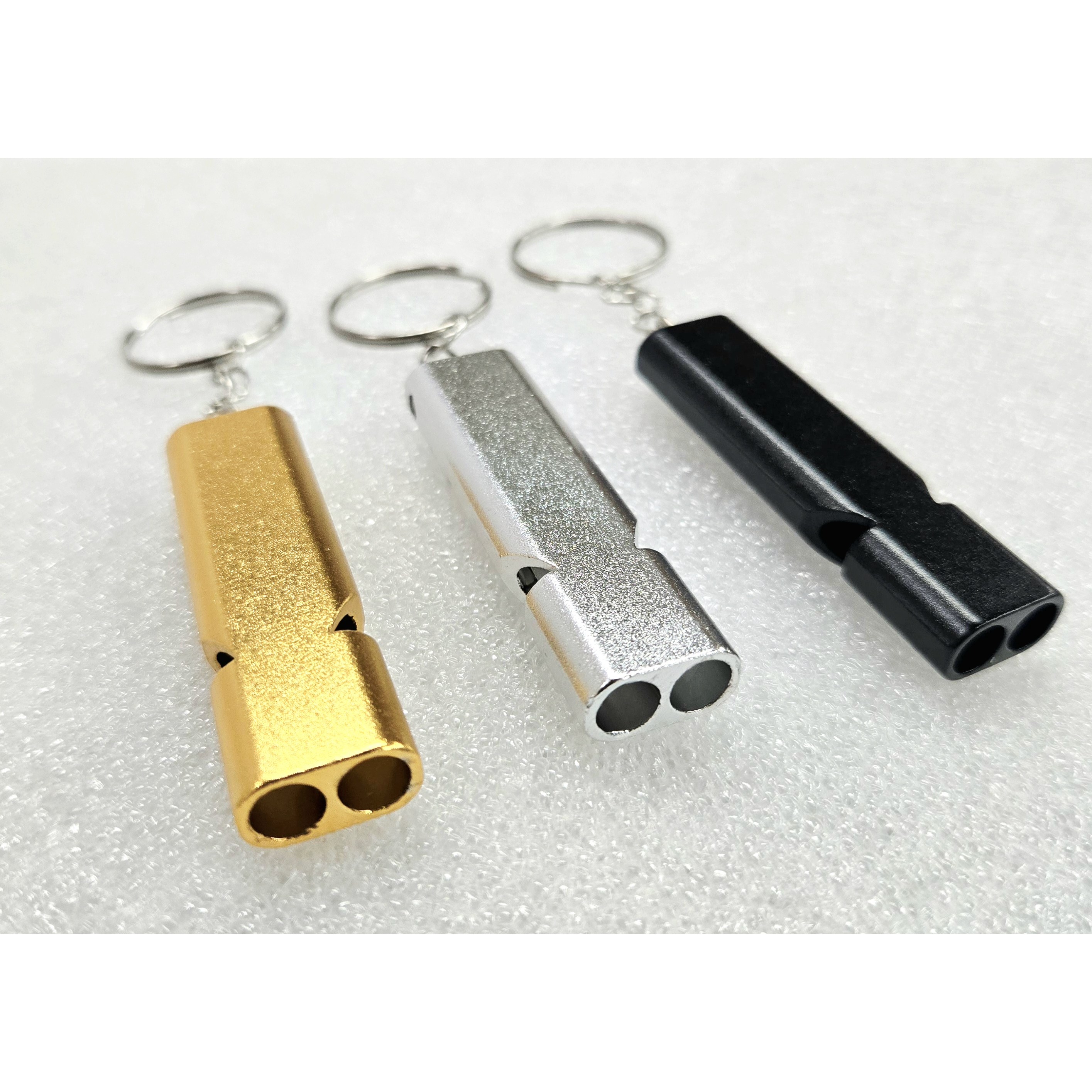 이도스포츠 호신용 호루라기 3p 골드 + 그레이 + 블랙 가방걸이 휴대 안전, 3개, 골드+그레이+블랙 5,900원