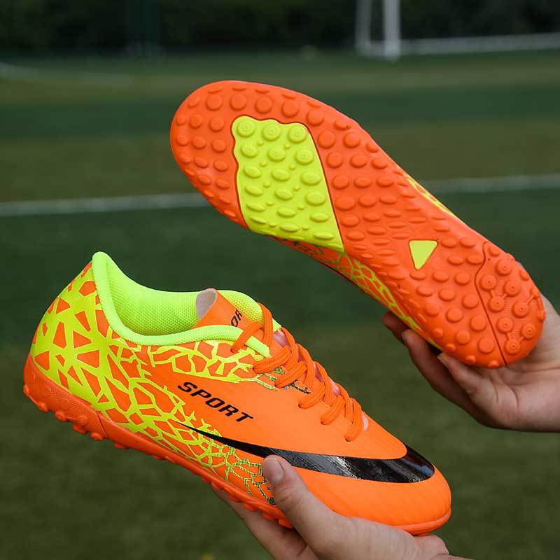 비스피어 남성용 스포츠 축구 풋살화 30,880원