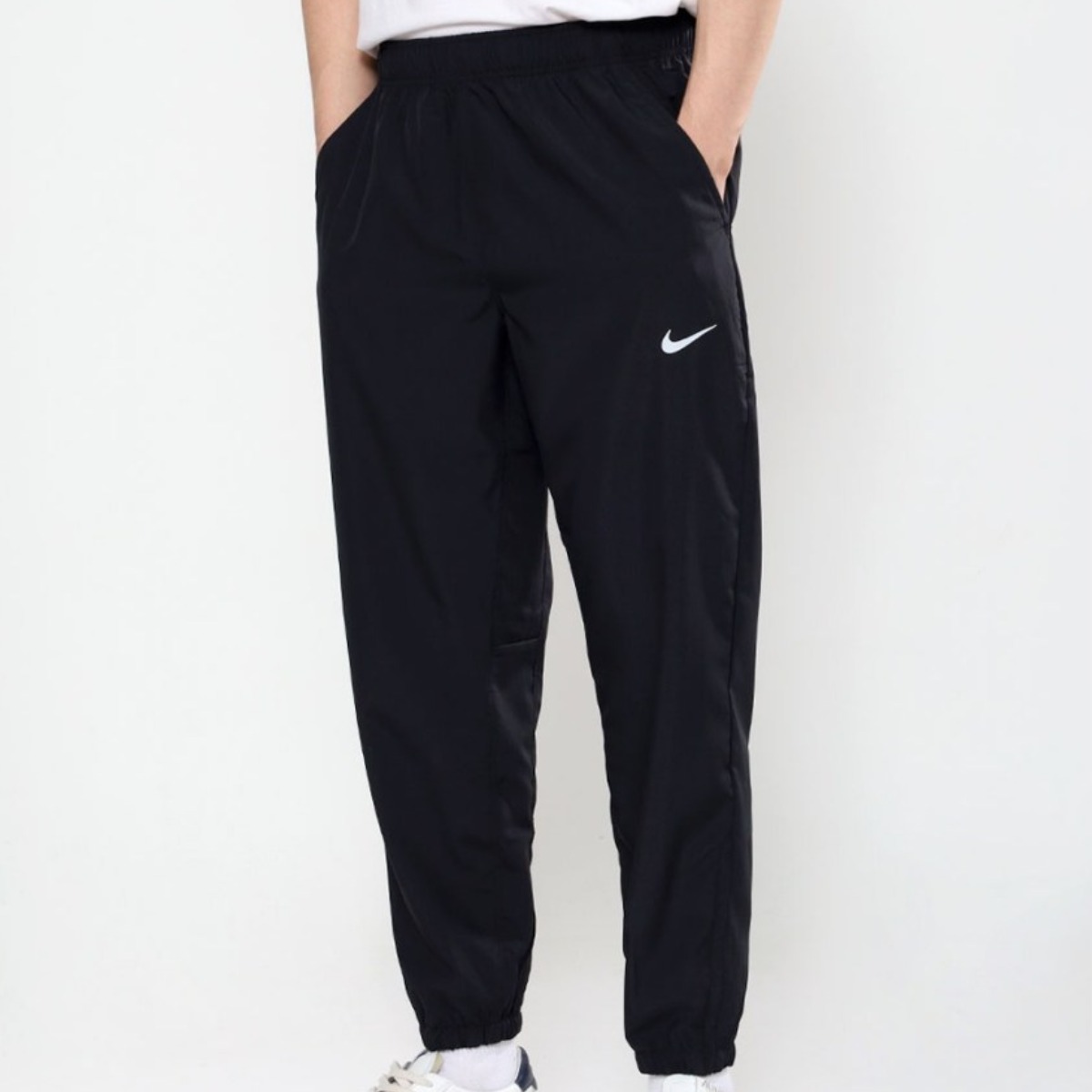 나이키 폼 드라이핏 우븐팬츠 블랙 56,800원