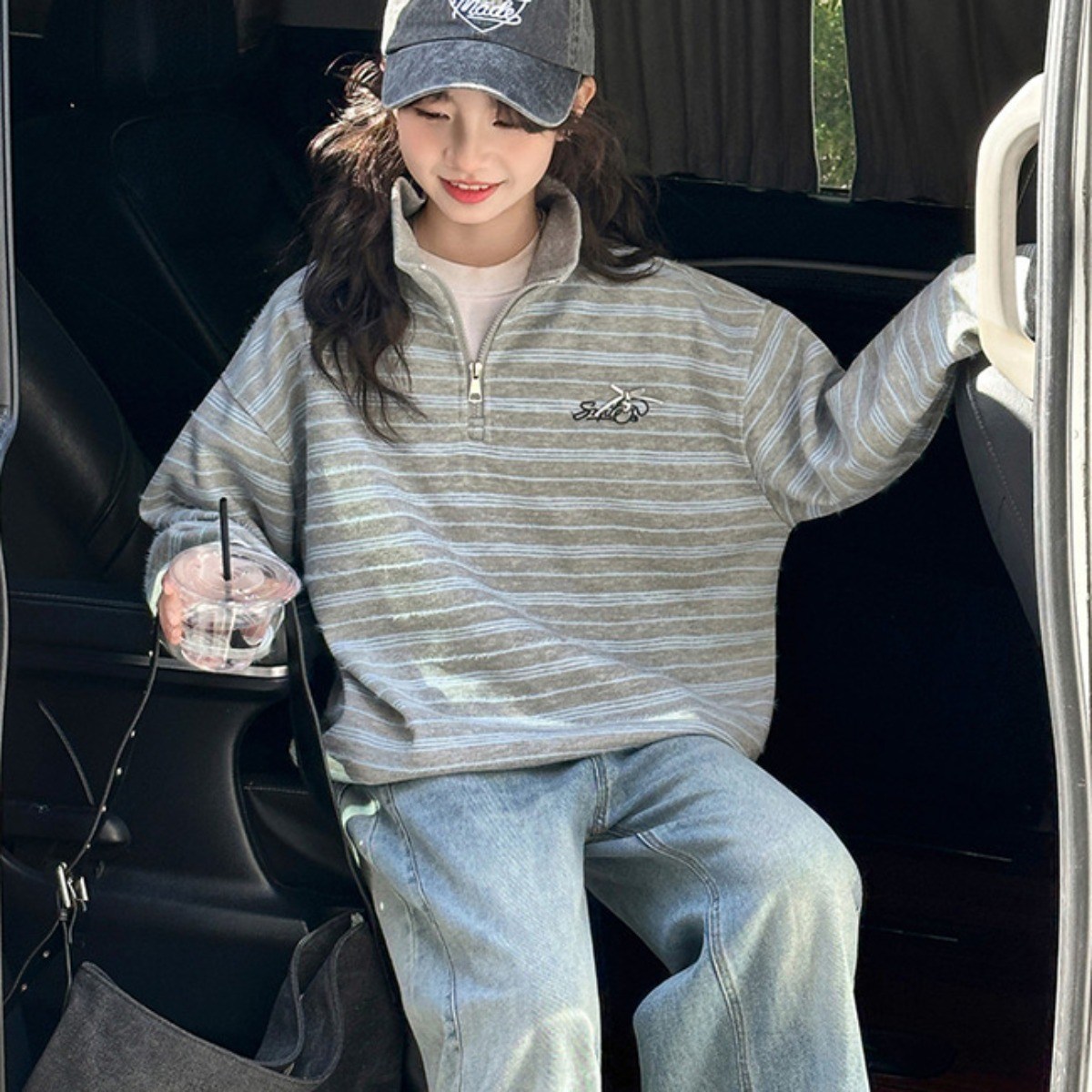 비비키드 여아 신상 스트라이프 레터링 자수 줄무늬 반집업 주니어 상의 초등생 하의 세트 봄 가을 세트 초중생 긴팔 데님 긴바지 초등생 상하세트   (R176) 46,800원