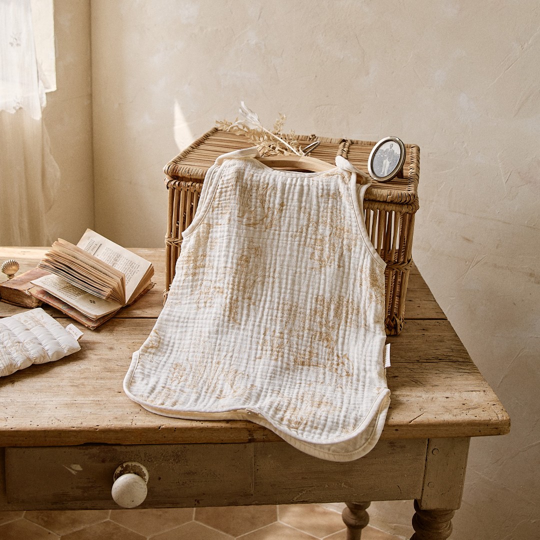 돗투돗 프리미엄 뜨왈드주이 모달 3중거즈 수면조끼, 베이지 24,900원