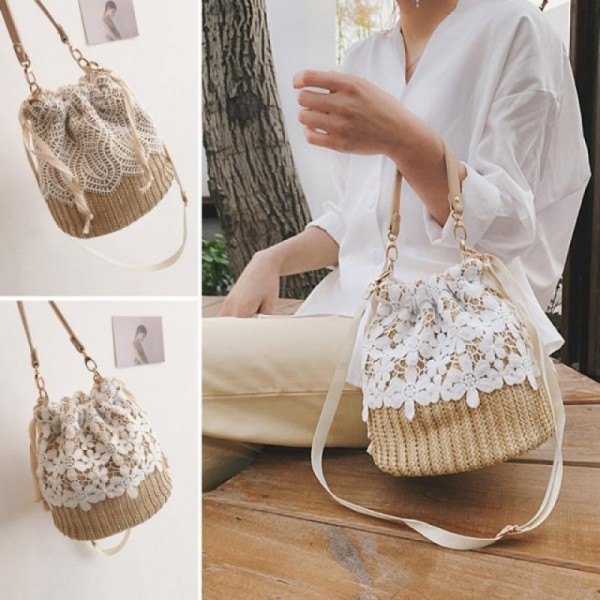 블랙카우 라탄 레이스포인트 버킷백 36,500원