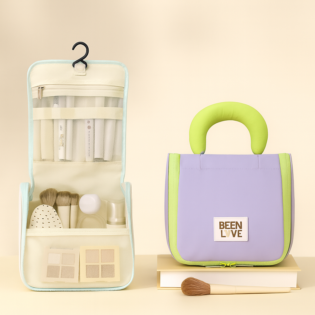 아즈몰 대용량 여행용 화장품 파우치 벽걸이 세면도구 가방 17,700원