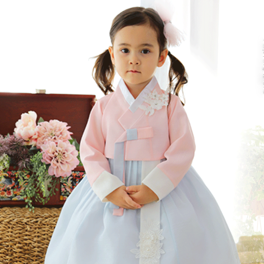 아가명주 여아용 스카이플라워 한복세트 39,900원