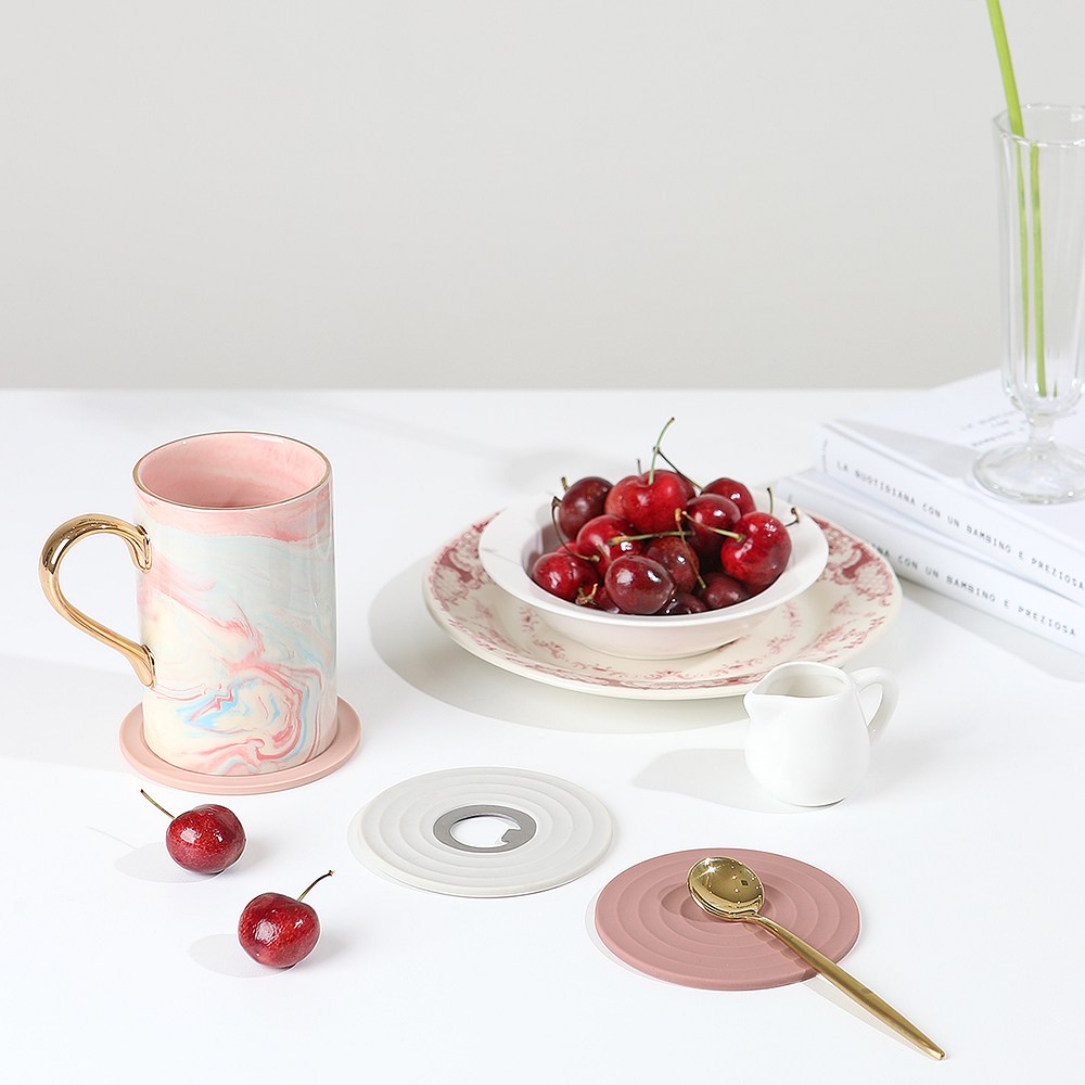 크린리빙 실리콘 오프너 코스터 논슬립 컵받침  4P 세트 8,900원