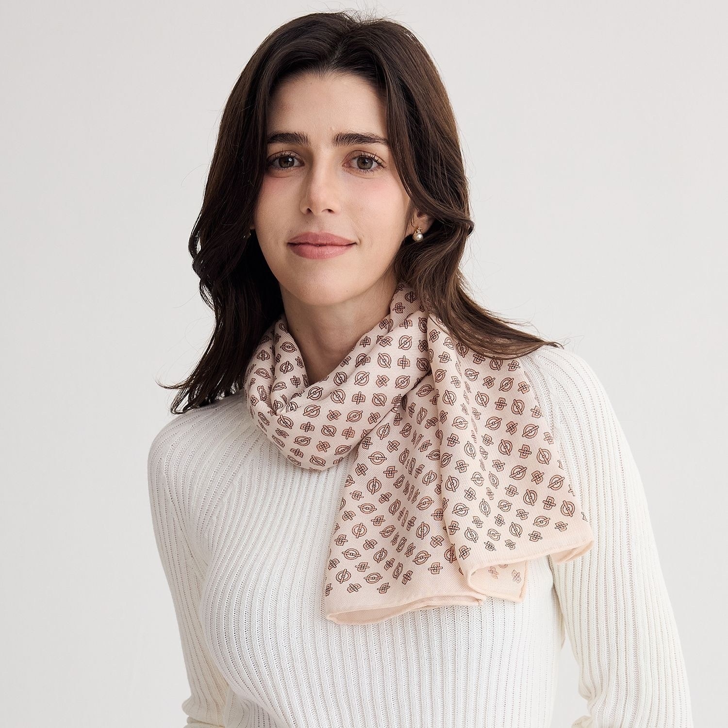 [백화점정품] 닥스 캐시미어혼방 따뜻한 부드러운 남녀공용 방한 실용적 데일리 스카프 118,100원